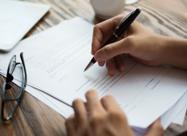 CLÁUSULAS DE USO DE IMAGEM EM CONTRATOS ESCOLARES